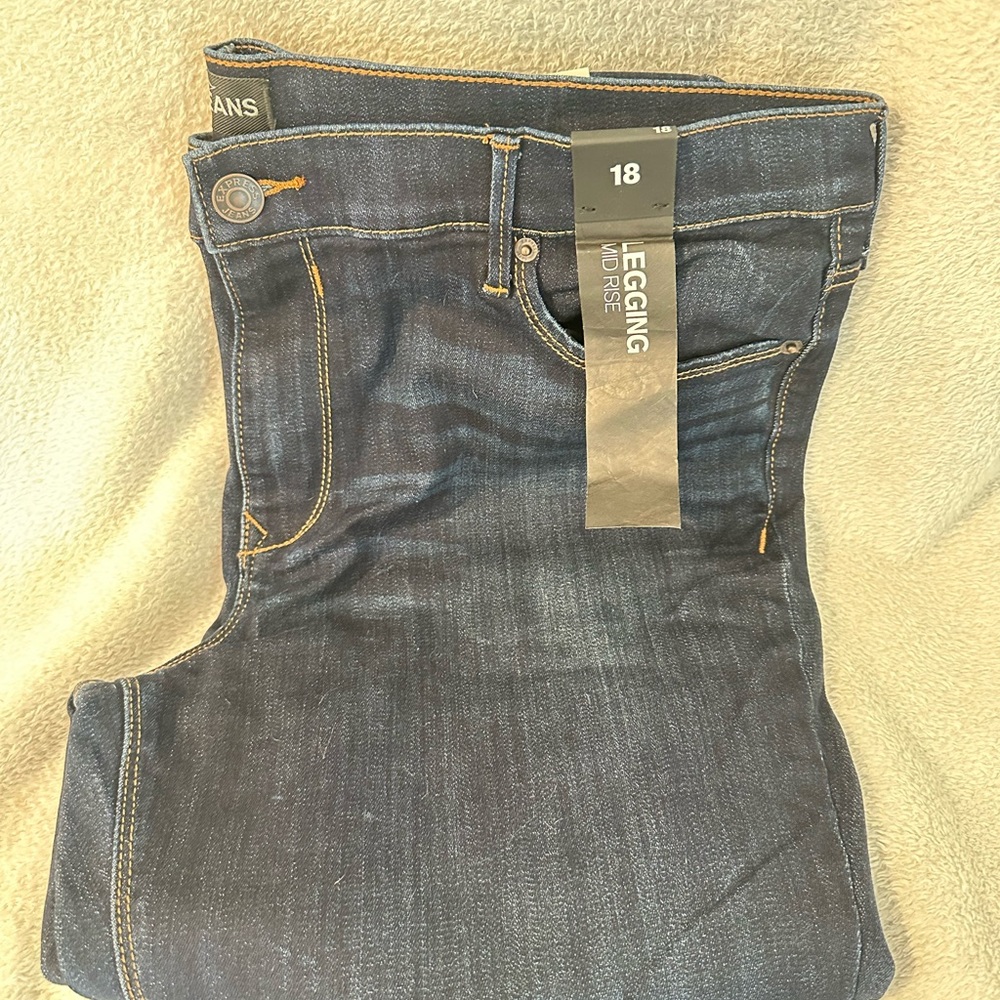 EXPRESS mid rise Jeggings size 18r